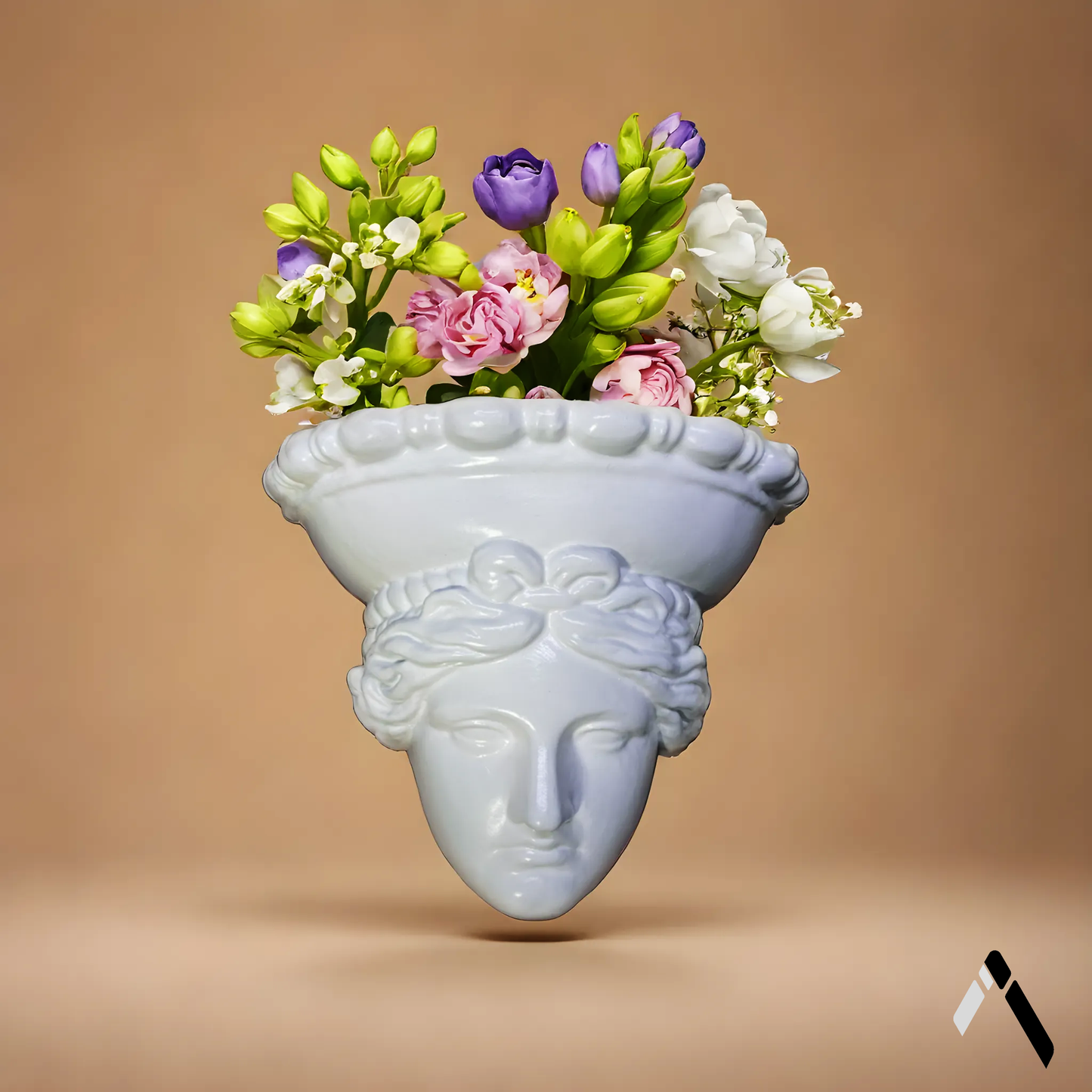 Roman head wall planter - Archadia