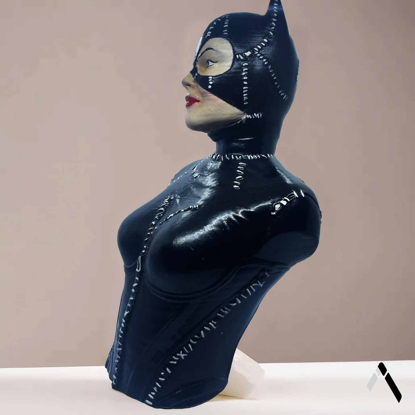 Catwoman Bust Sculpture From The Movie Batman Returns (1992 ) - Archadia