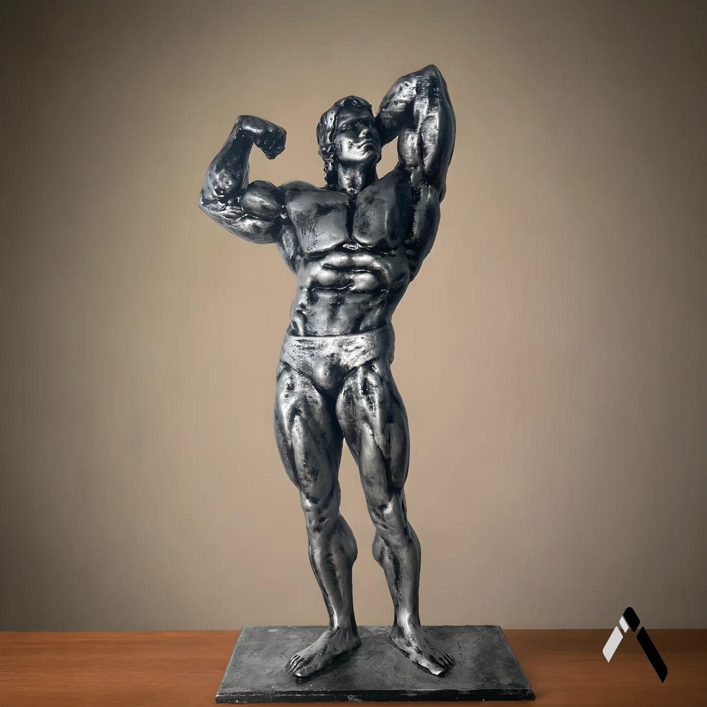 Arnold Schwarzenegger Classic Pose Sculpture - Archadia