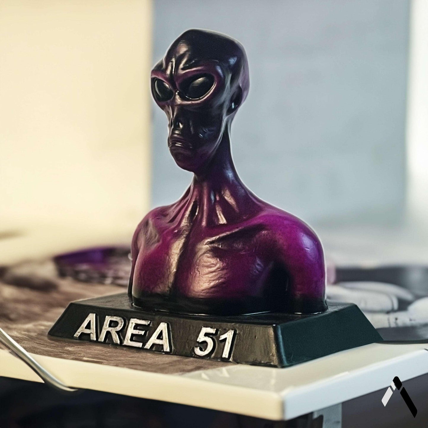 Alien Bust Sculpture Archadia